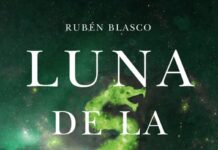 Luna de la Rosa luna de la rosa